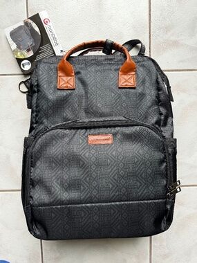 Monbebe Bolt Diaper Bag Backpack with Bassinet Changing Station, Urban Boho